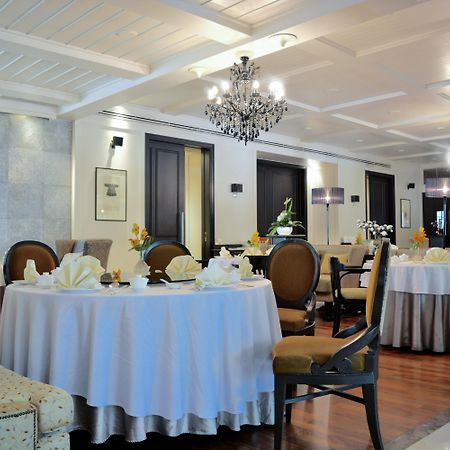 Rama Gardens Hotel Бангкок Екстер'єр фото